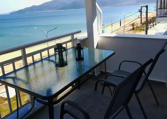 Sea Breeze Luxury Appartamento Vrasná