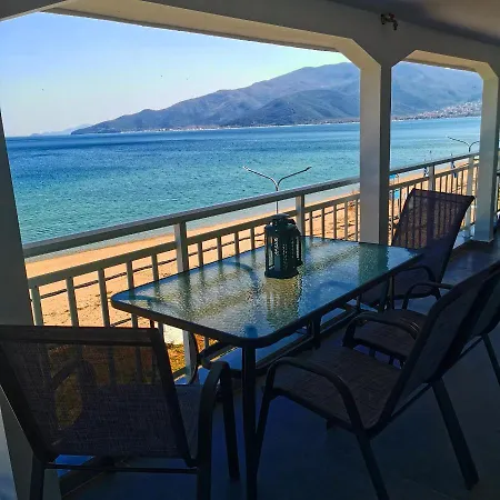 Sea Breeze Luxury شقة