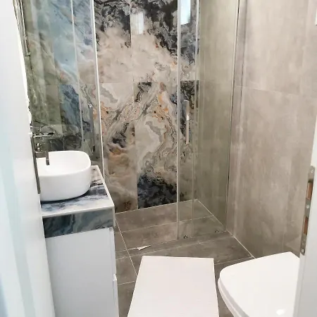 Апартаменты Sea Breeze Luxury